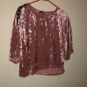 Cropped silk shirt with pearls